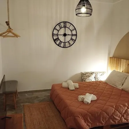 Wilson & Andrew House - Boho Bliss Apartment Kounavadhes